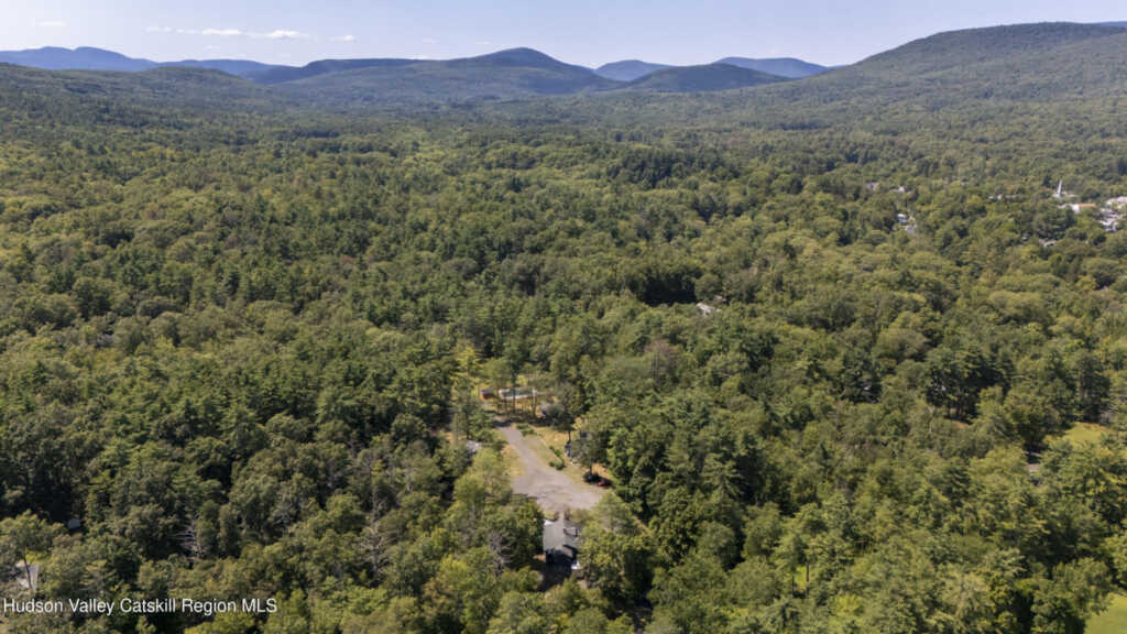 20 Country Club Lane, Woodstock, NY 12498 - Photo 2 of 17