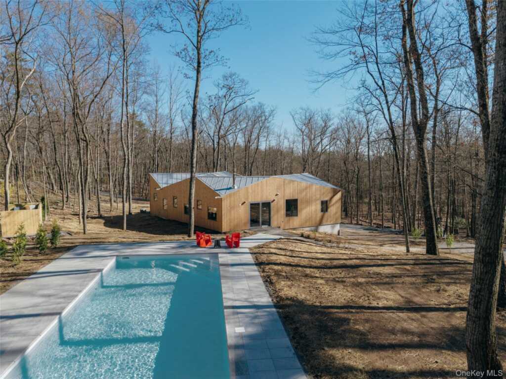 760 Ohayo Mountain Road, Hurley, NY 12433