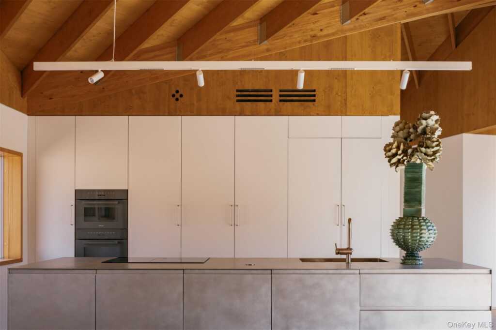 760 Ohayo Mountain Road, Hurley, NY 12433 - Photo 7 of 48