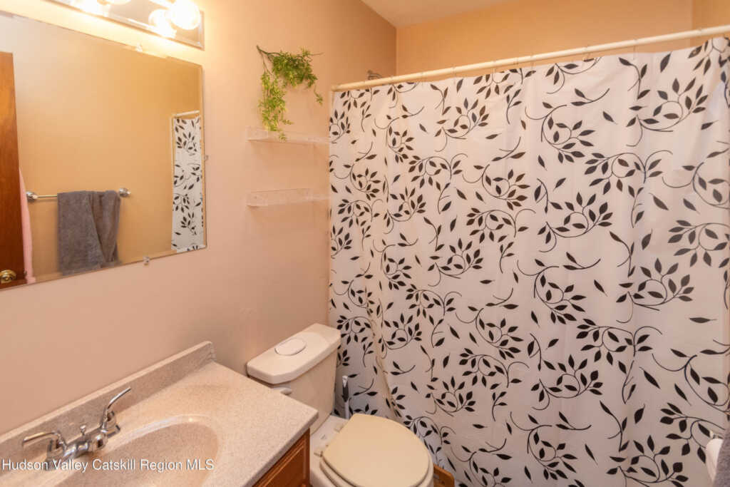 50 Vestal Hills Drive, Kingston, NY 12401 - Photo 12 of 19