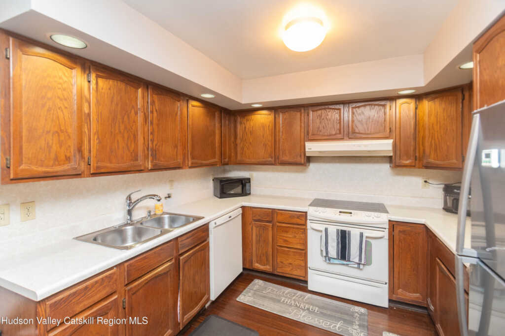 50 Vestal Hills Drive, Kingston, NY 12401 - Photo 7 of 19