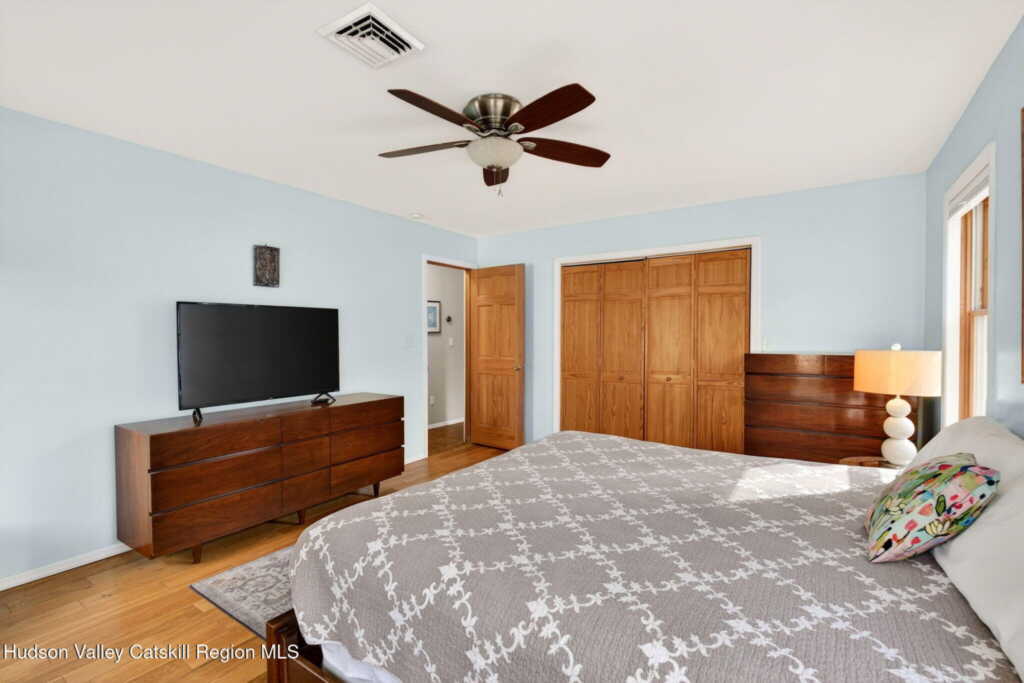 205 Esopus Creek Road, Saugerties, NY 12477 - Photo 21 of 50