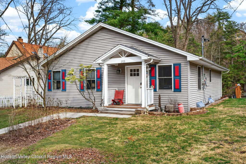 205 Esopus Creek Road, Saugerties, NY 12477 - Photo 40 of 50