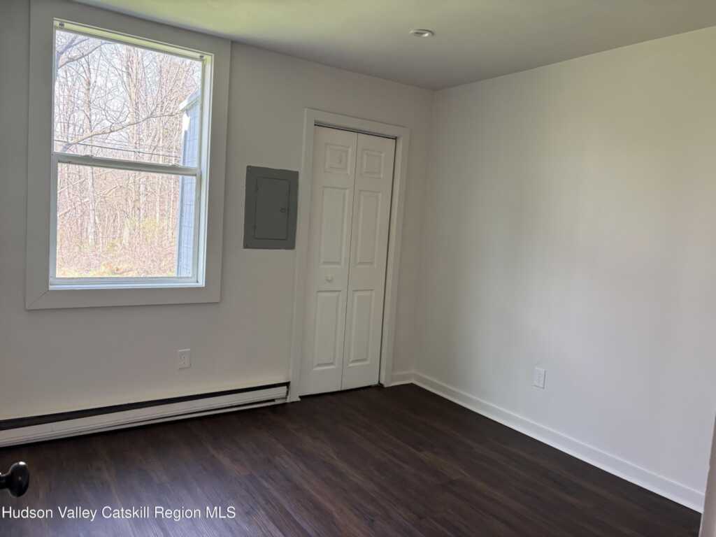 103-105 Flatbush Camp Road, Unit #2, Saugerties, NY 12477 - Photo 7 of 8