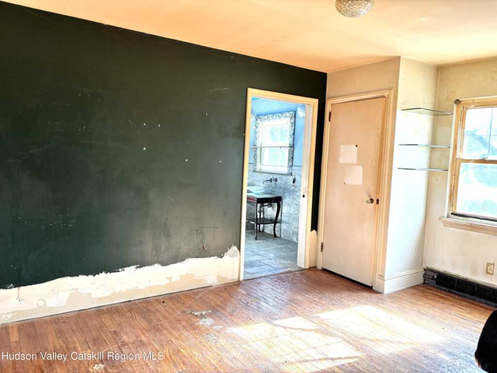 106 Florence Street, Kingston, NY 12401 - Photo 25 of 39