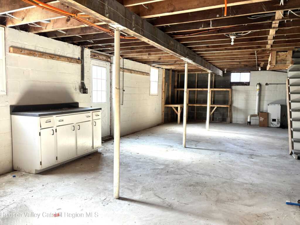 106 Florence Street, Kingston, NY 12401 - Photo 30 of 39