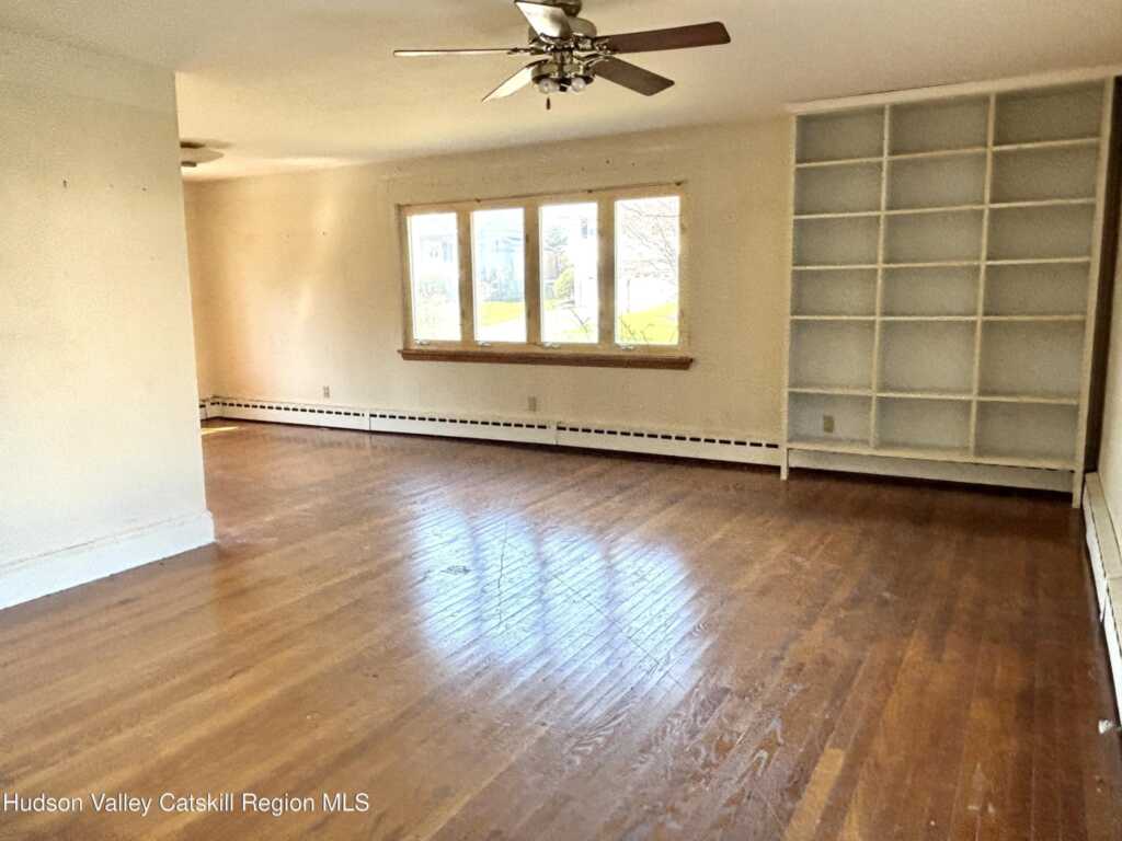 106 Florence Street, Kingston, NY 12401 - Photo 5 of 39