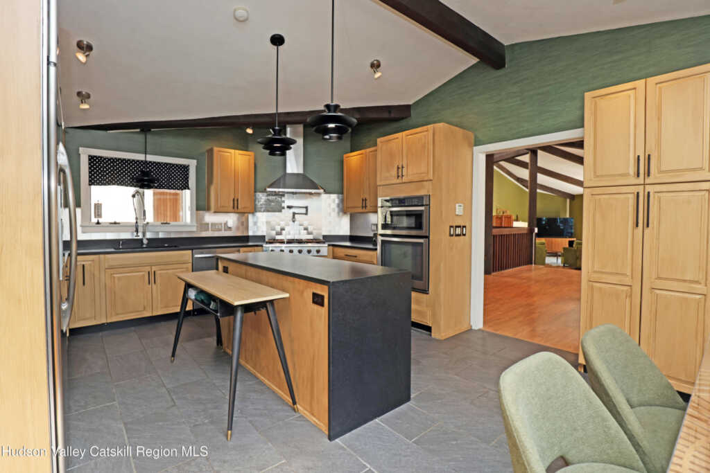 93 Phillips Road, Saugerties, NY 12477 - Photo 18 of 50