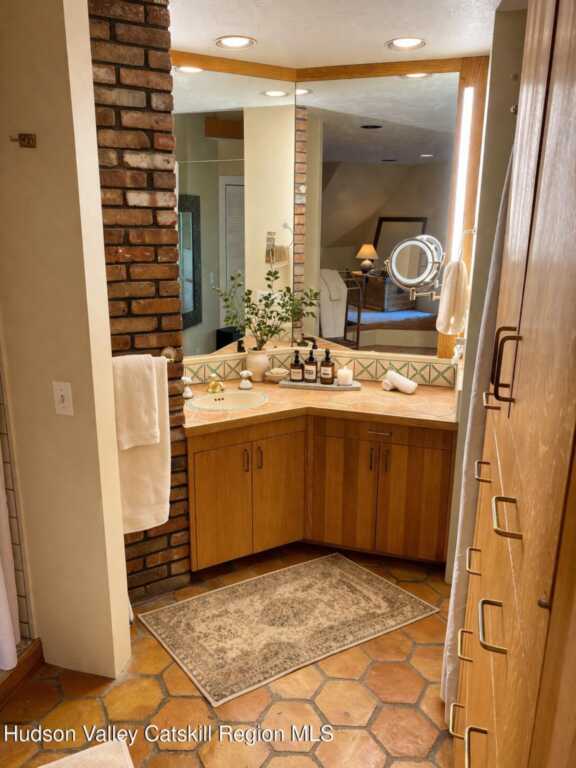 26 Webster Road, Woodstock, NY 12498 - Photo 23 of 45