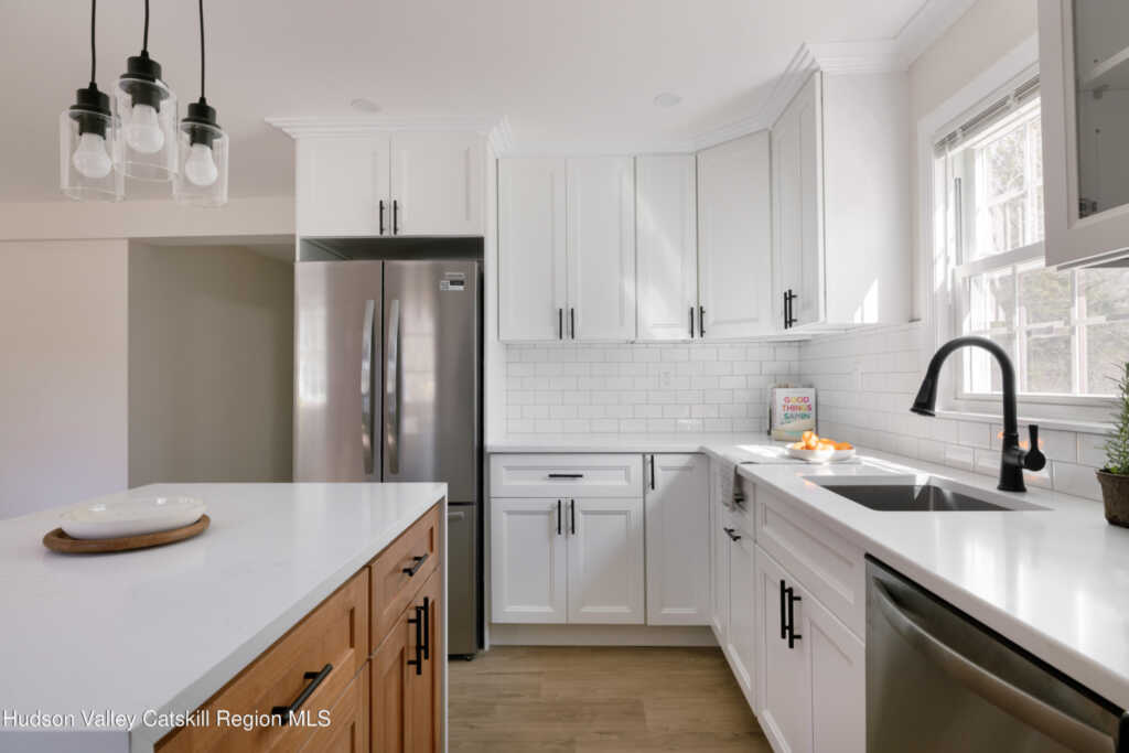 647 Hickory Bush Road, Kingston, NY 12401 - Photo 5 of 24