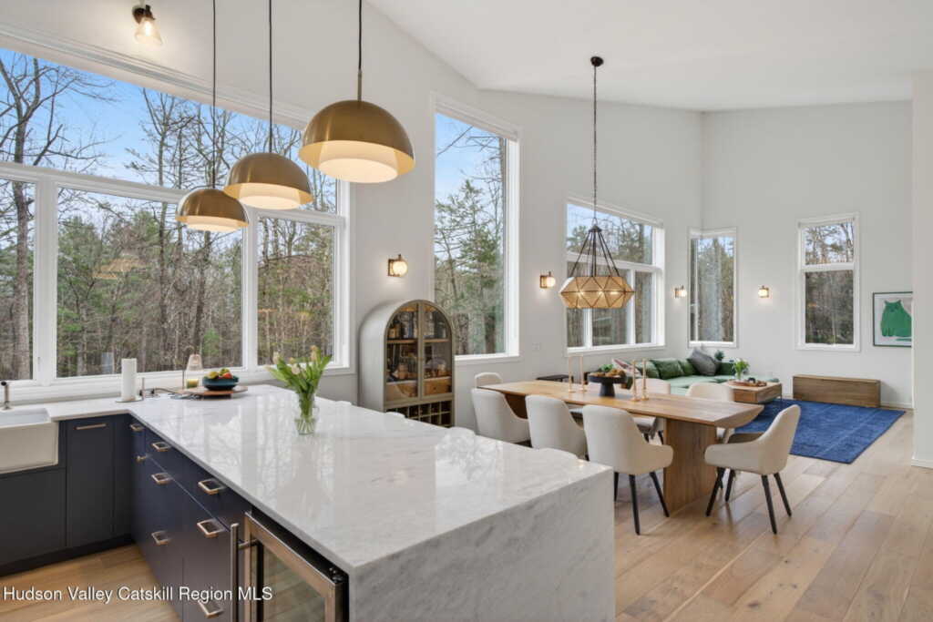 780 Oakwood Circle, Stone Ridge, NY 12484 - Photo 10 of 39