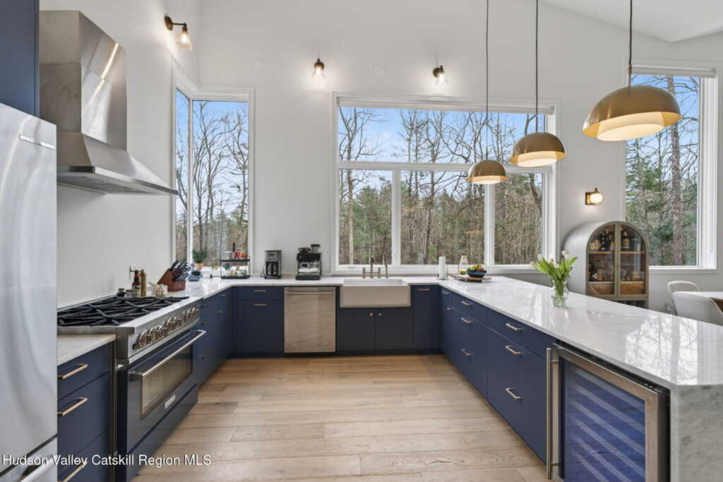 780 Oakwood Circle, Stone Ridge, NY 12484 - Photo 14 of 39