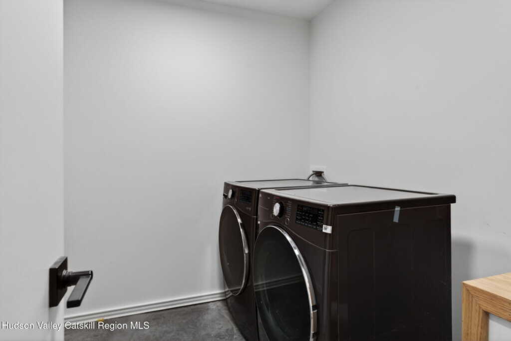 780 Oakwood Circle, Stone Ridge, NY 12484 - Photo 26 of 39