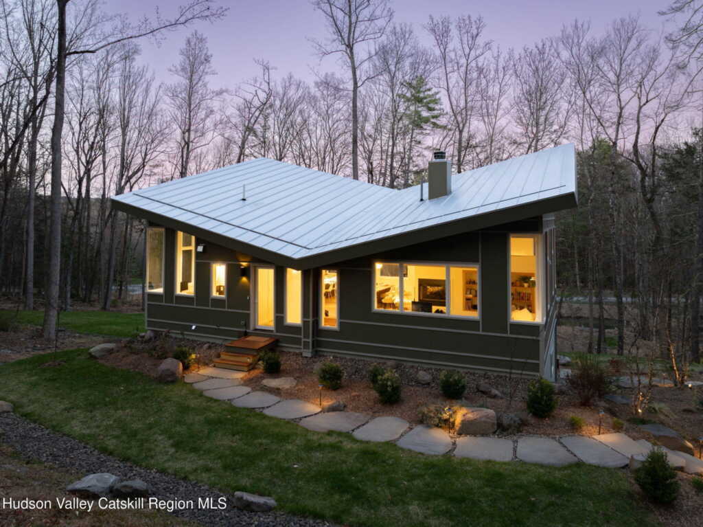 780 Oakwood Circle, Stone Ridge, NY 12484 - Photo 32 of 39