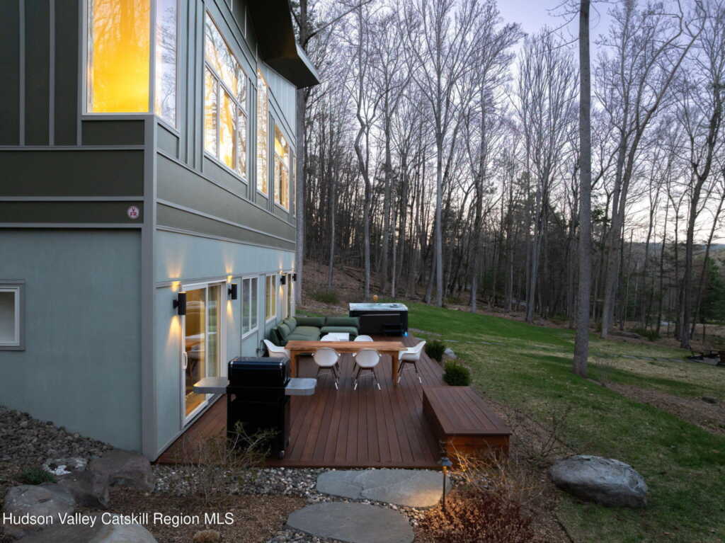 780 Oakwood Circle, Stone Ridge, NY 12484 - Photo 33 of 39