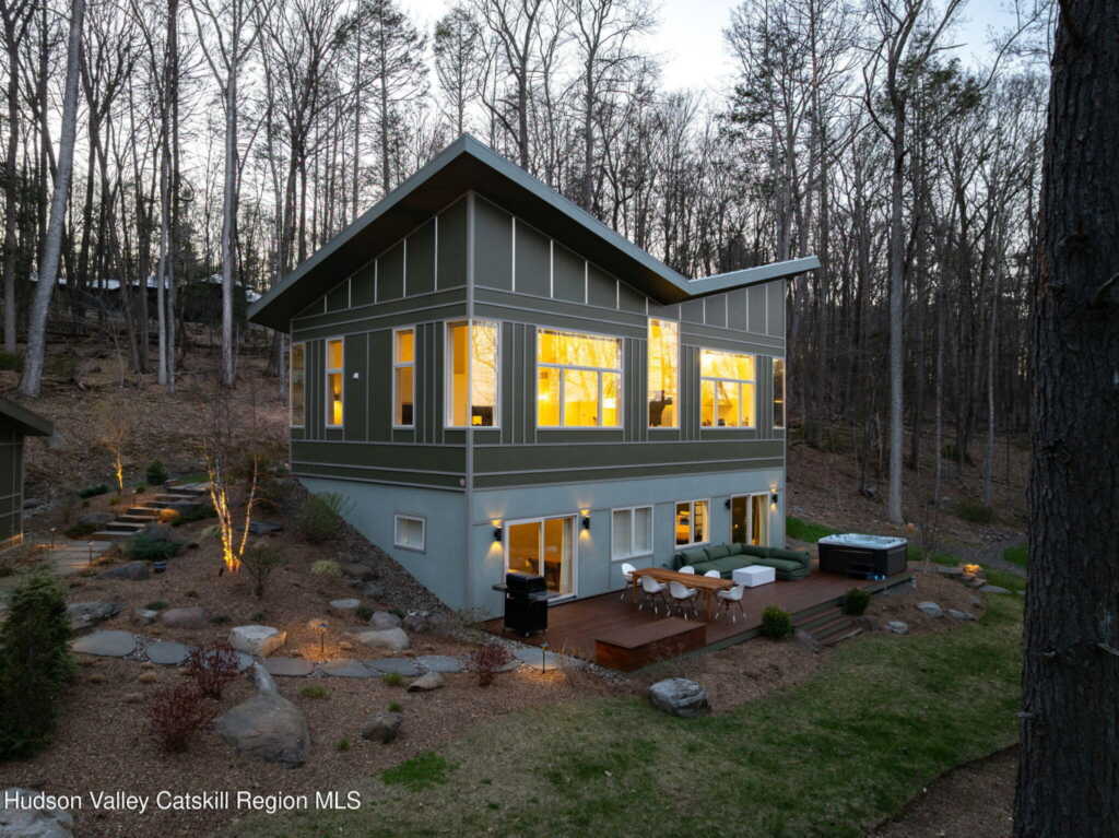 780 Oakwood Circle, Stone Ridge, NY 12484 - Photo 34 of 39