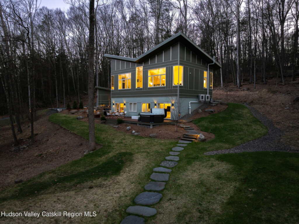 780 Oakwood Circle, Stone Ridge, NY 12484 - Photo 35 of 39