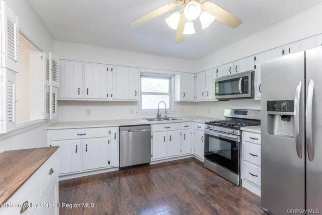 94 Tammany Street, Kingston, NY 12401 - Photo 7 of 49