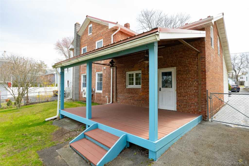 26 Elizabeth Street, Saugerties, NY 12477 - Photo 23 of 36