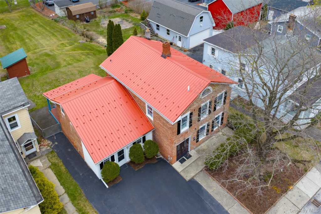 26 Elizabeth Street, Saugerties, NY 12477 - Photo 3 of 36