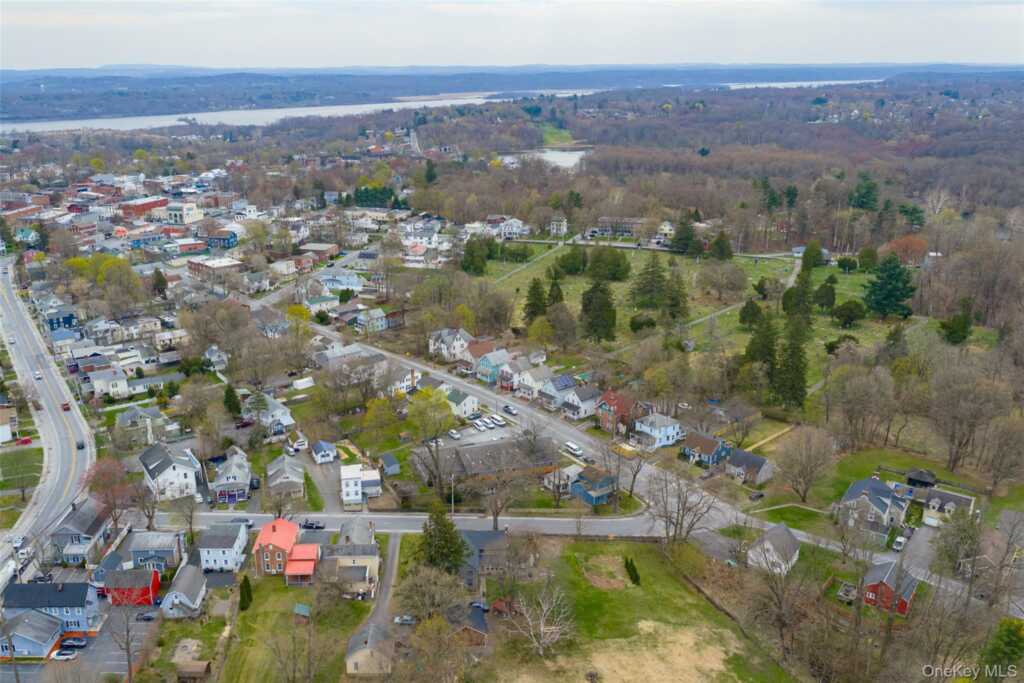 26 Elizabeth Street, Saugerties, NY 12477 - Photo 30 of 36
