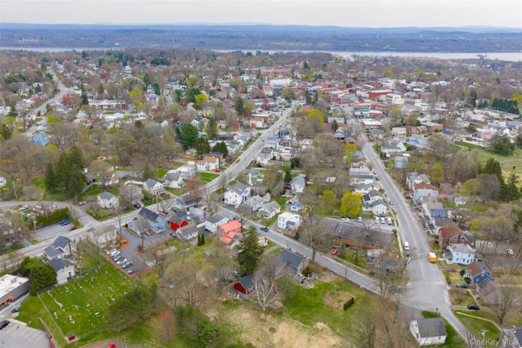 26 Elizabeth Street, Saugerties, NY 12477 - Photo 31 of 36