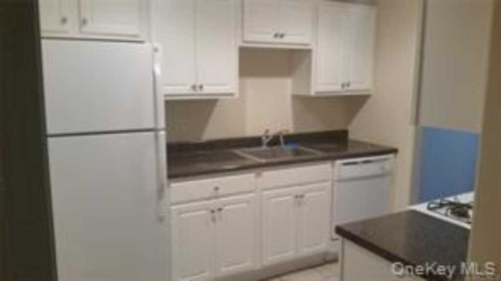 25 Henry W Dubios Drive, Unit #42, New Paltz, NY 12561 - Photo 2 of 7