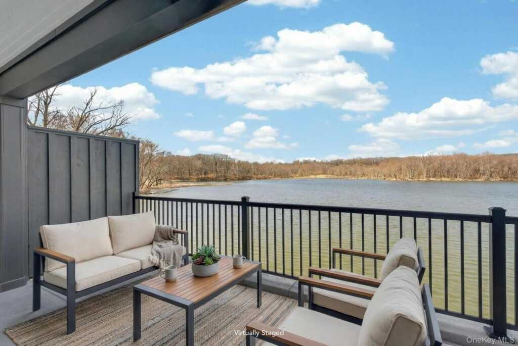 16 Icehouse Drive, Saugerties, NY 12477 - Photo 6 of 50