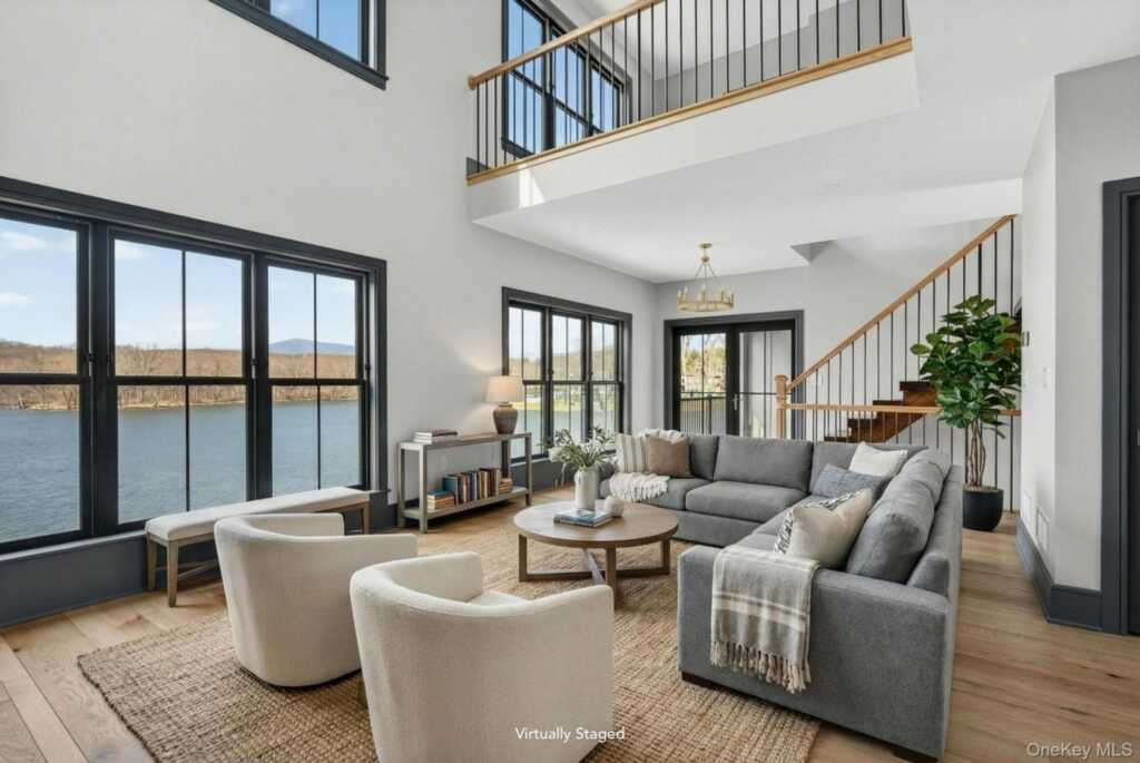 22 Icehouse Drive, Saugerties, NY 12477