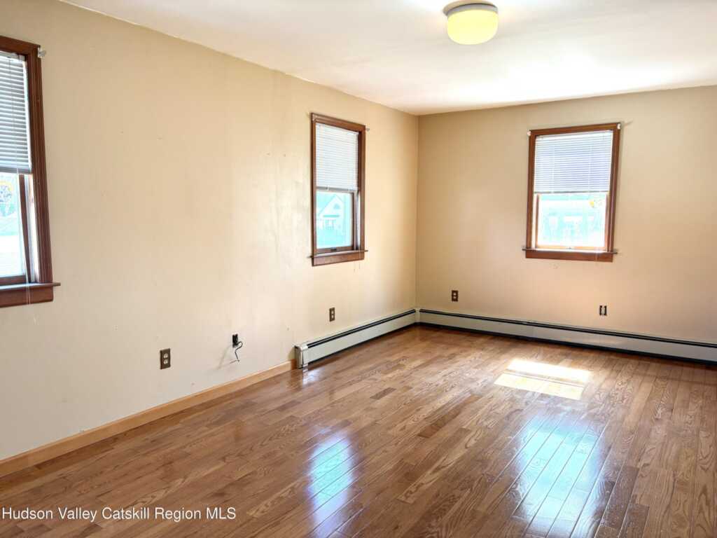 145 Hinsdale Street, Kingston, NY 12401 - Photo 20 of 27