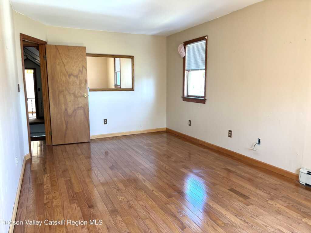 145 Hinsdale Street, Kingston, NY 12401 - Photo 21 of 27
