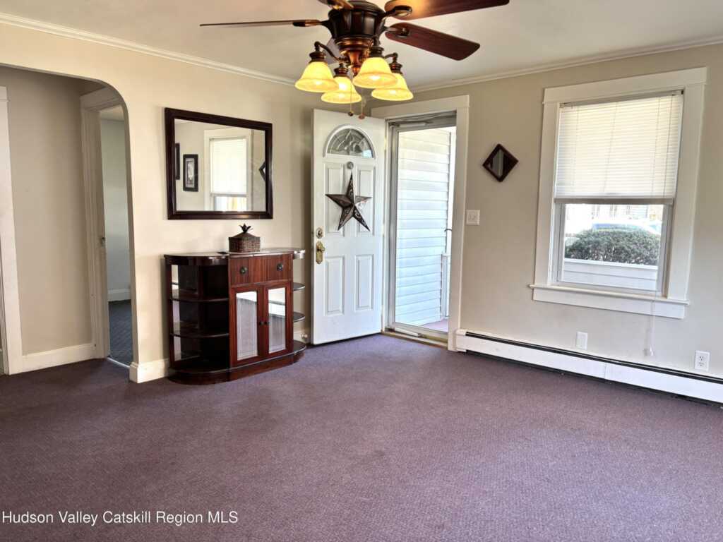 145 Hinsdale Street, Kingston, NY 12401 - Photo 5 of 27