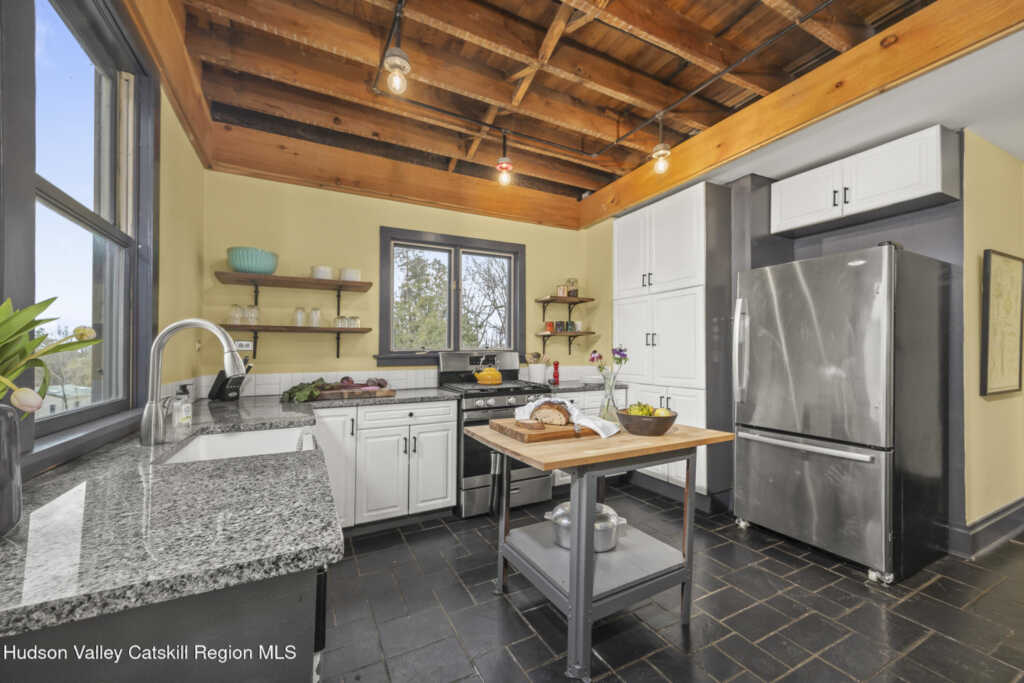 4174 Route 9w, Saugerties, NY 12477 - Photo 15 of 47