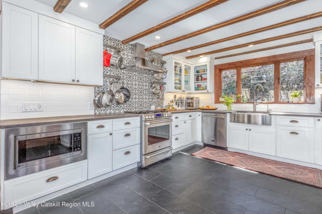 10 Deerpath Drive, New Paltz, NY 12561 - Photo 12 of 40