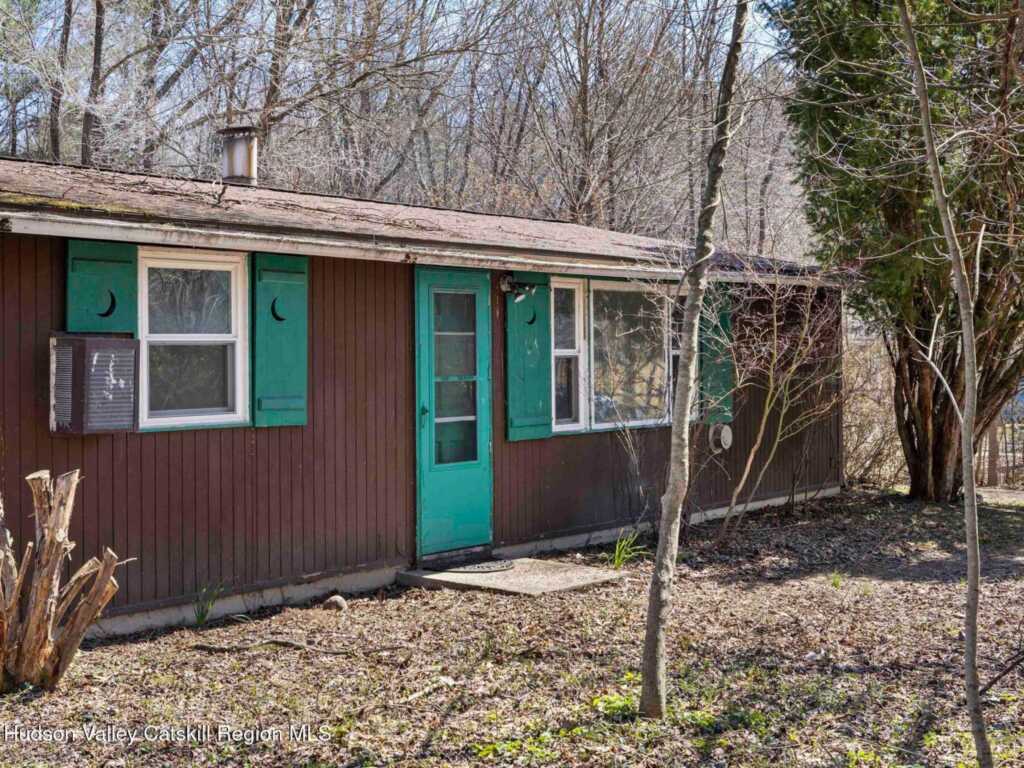 113 Meadow Court, Woodstock, NY 12498 - Photo 2 of 24