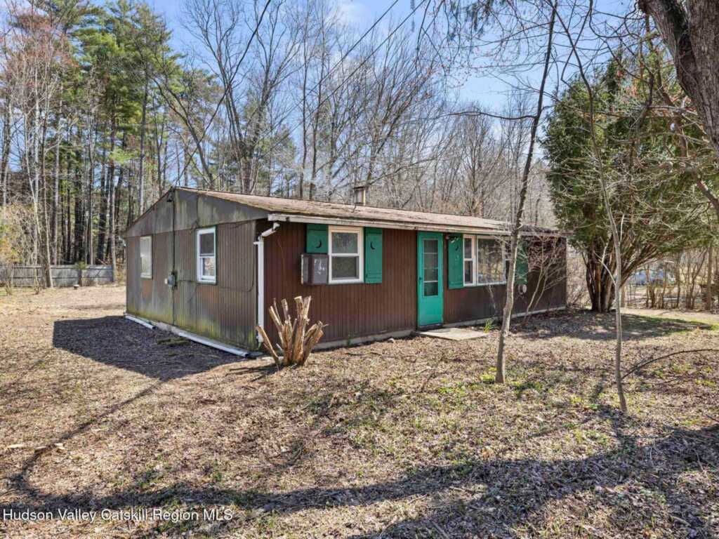 113 Meadow Court, Woodstock, NY 12498 - Photo 3 of 24