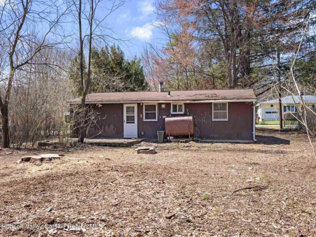 113 Meadow Court, Woodstock, NY 12498 - Photo 5 of 24