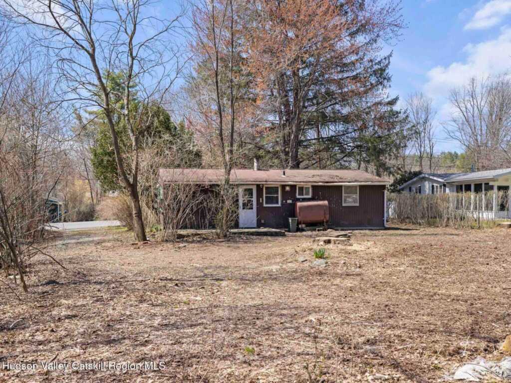 113 Meadow Court, Woodstock, NY 12498 - Photo 6 of 24