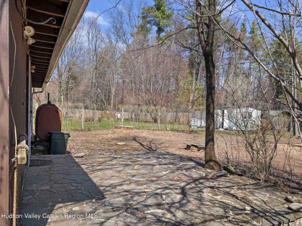 113 Meadow Court, Woodstock, NY 12498 - Photo 9 of 24