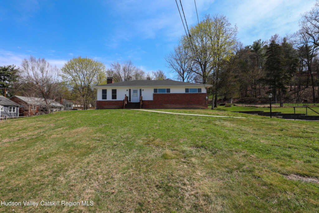 111 Zandhoek Road, Hurley, NY 12443 - Photo 2 of 36