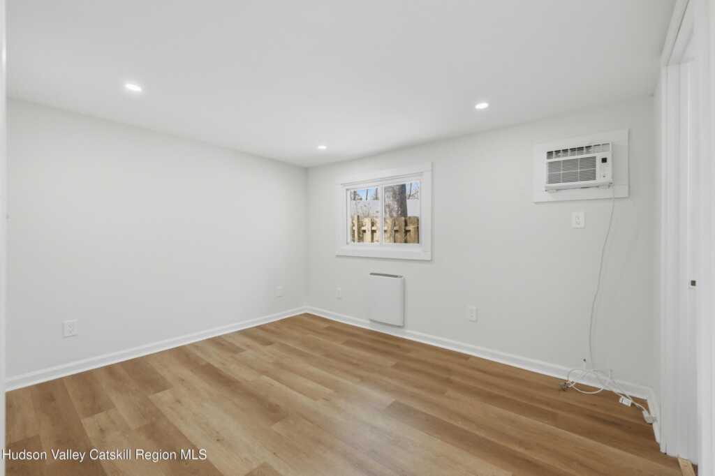 40 Orchard Lane, Unit #J, Woodstock, NY 12498 - Photo 12 of 24