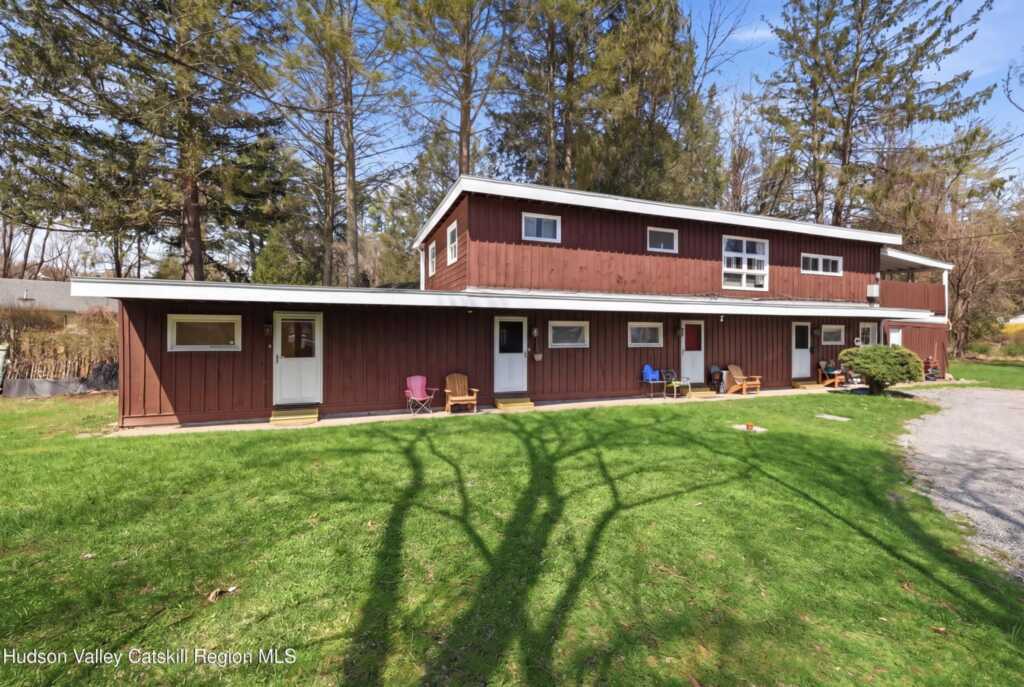 40 Orchard Lane, Unit #J, Woodstock, NY 12498 - Photo 2 of 24