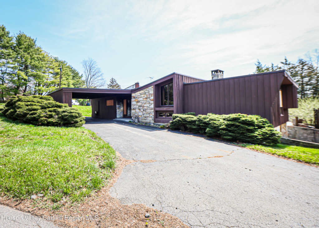 32 Lynette Boulevard, Kingston, NY 12401