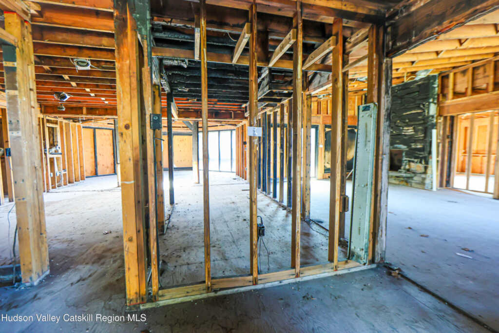 32 Lynette Boulevard, Kingston, NY 12401 - Photo 7 of 46