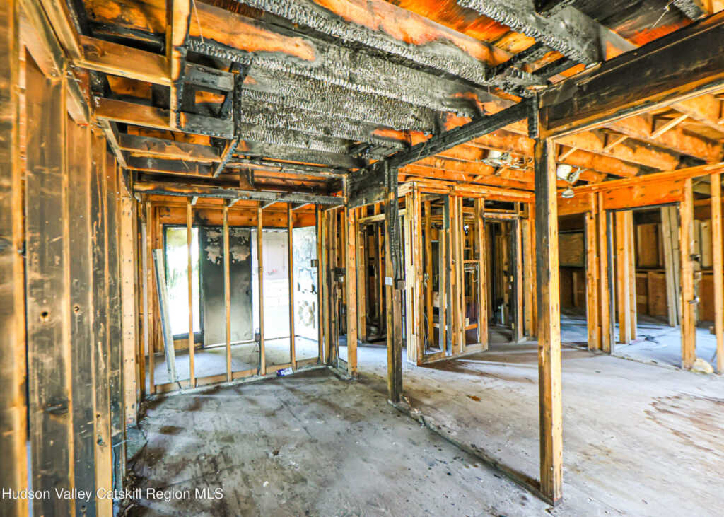 32 Lynette Boulevard, Kingston, NY 12401 - Photo 8 of 46