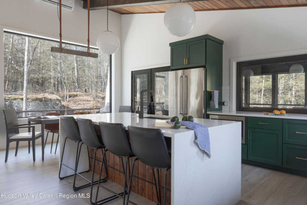 1442 Glasco Turnpike, Saugerties, NY 12477 - Photo 10 of 24