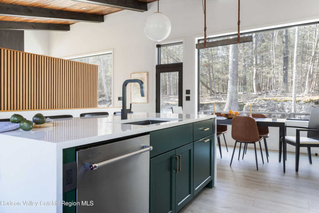 1442 Glasco Turnpike, Saugerties, NY 12477 - Photo 11 of 24