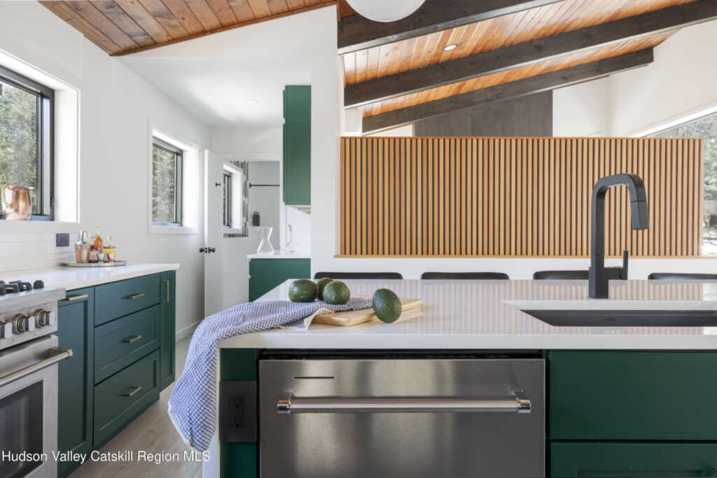 1442 Glasco Turnpike, Saugerties, NY 12477 - Photo 12 of 24