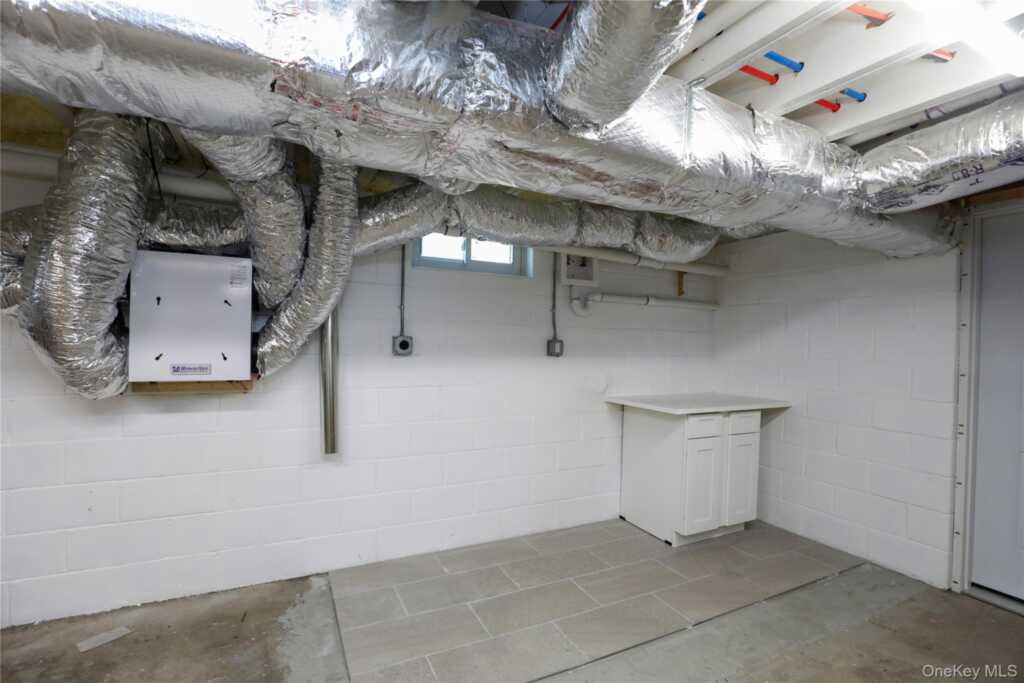 111 Zandhoek Road, Hurley, NY 12443 - Photo 28 of 33