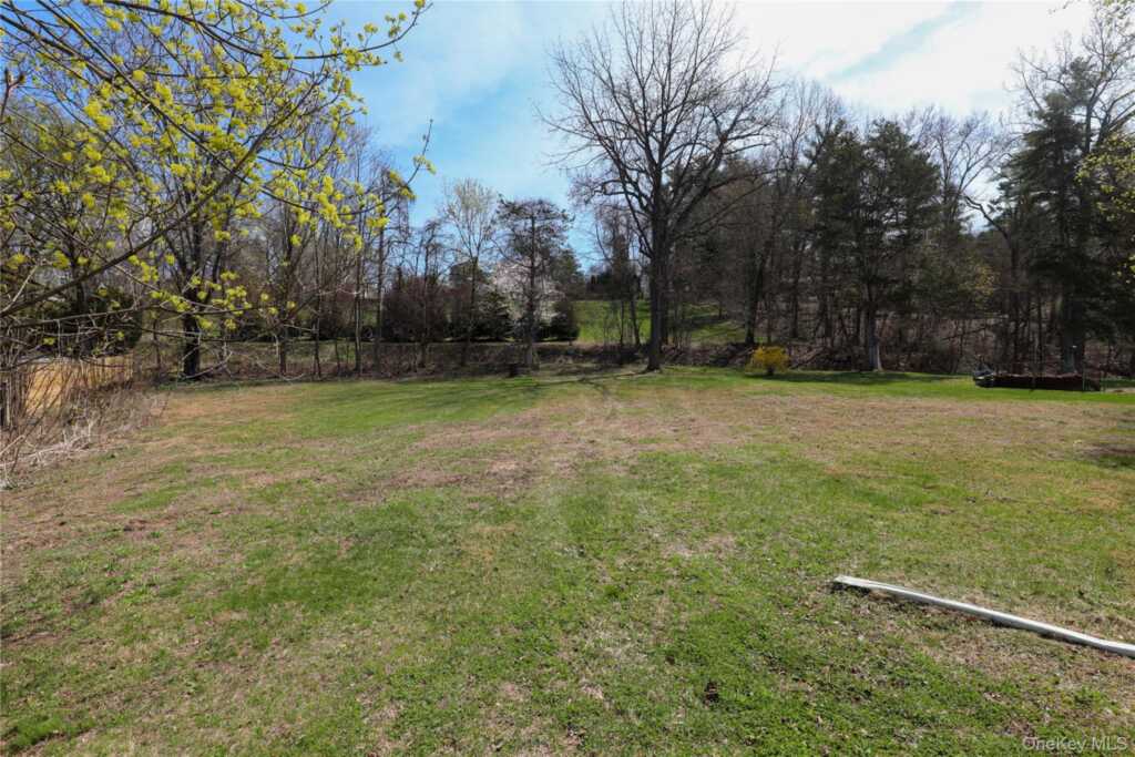 111 Zandhoek Road, Hurley, NY 12443 - Photo 32 of 33